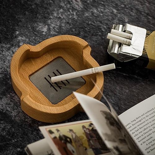 زیر سیگاری مواج