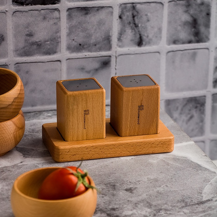 نمکدان چوبی