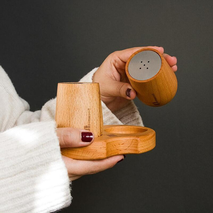 نمکدان چوبی