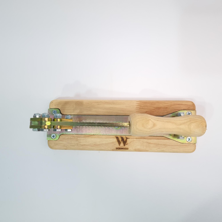 گردوشکن طلایی رنگین کمانی