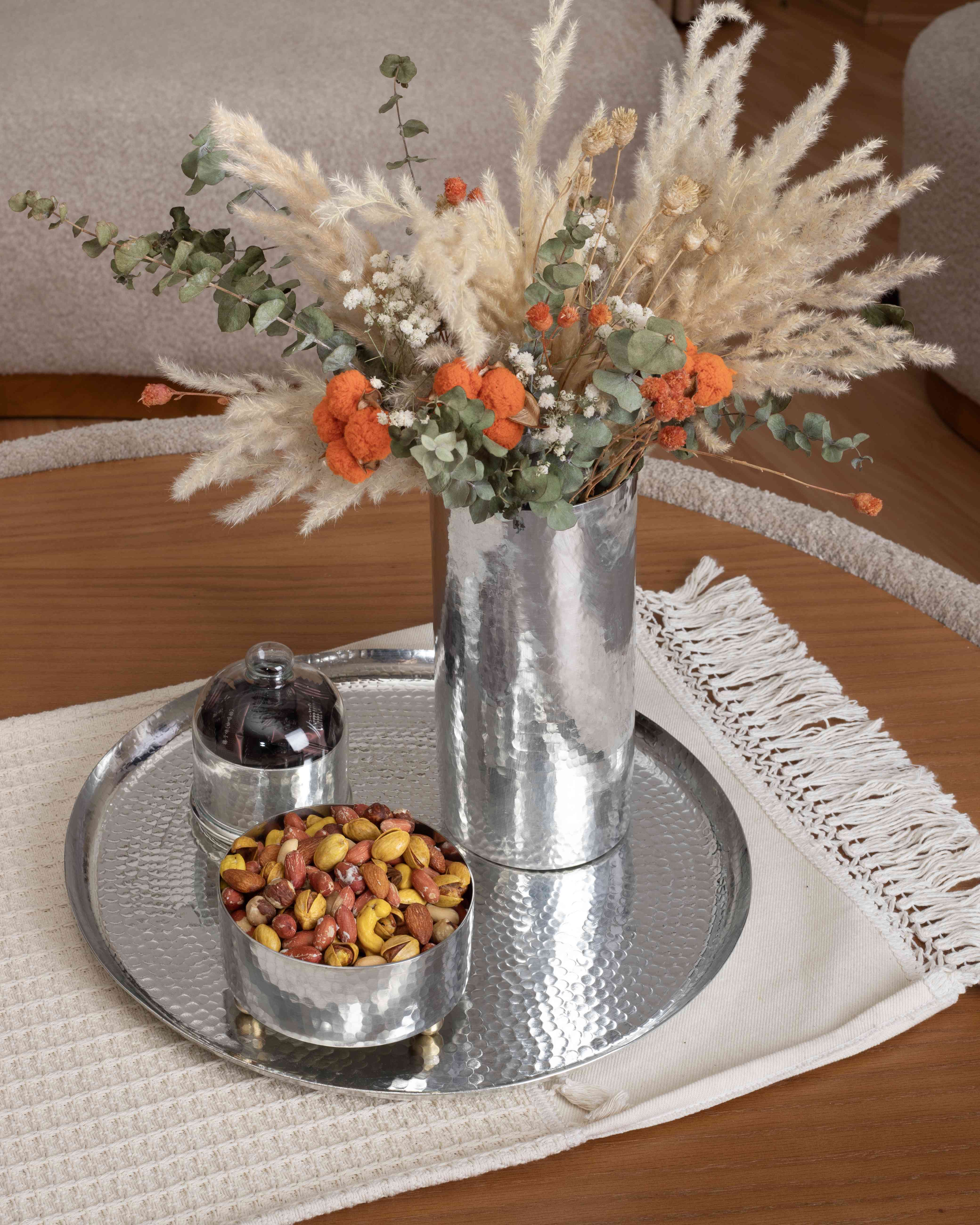 گلدان مسی نارسیس چکشی ۲۷۹۰ مسینو