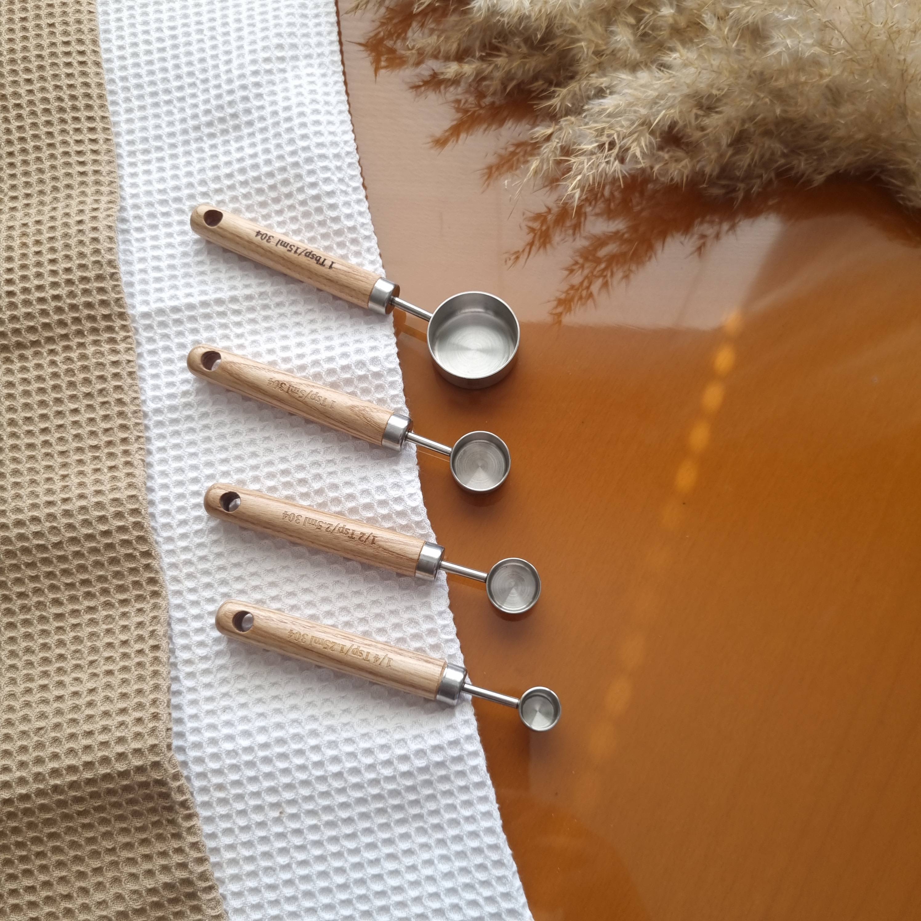 پیمانه فلزی ۴ تایی نقره‌ای