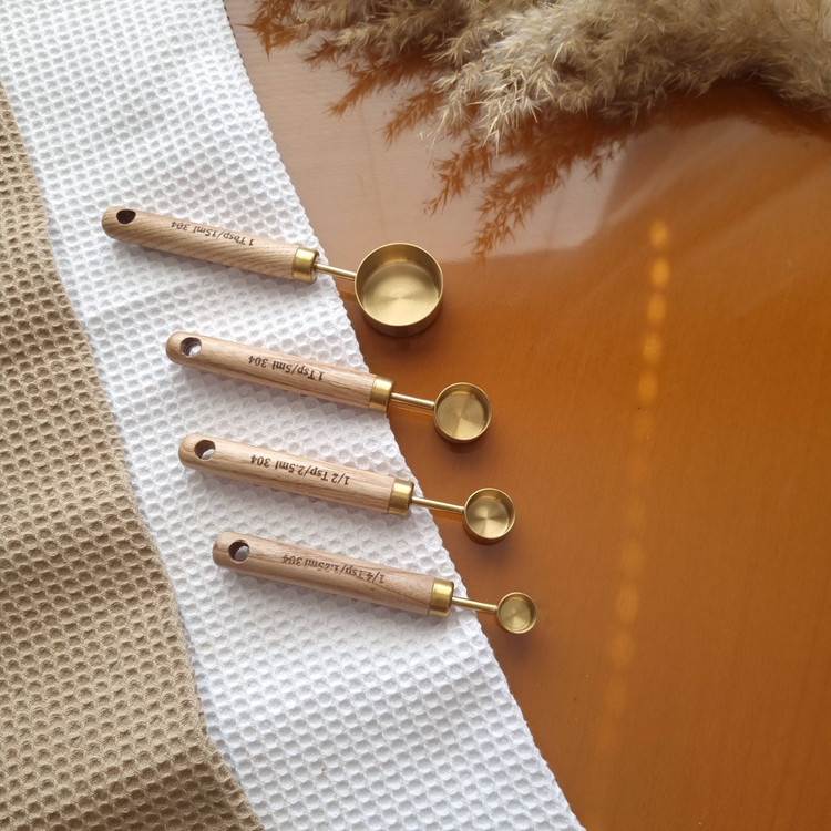 پیمانه فلزی ۴ تایی طلایی