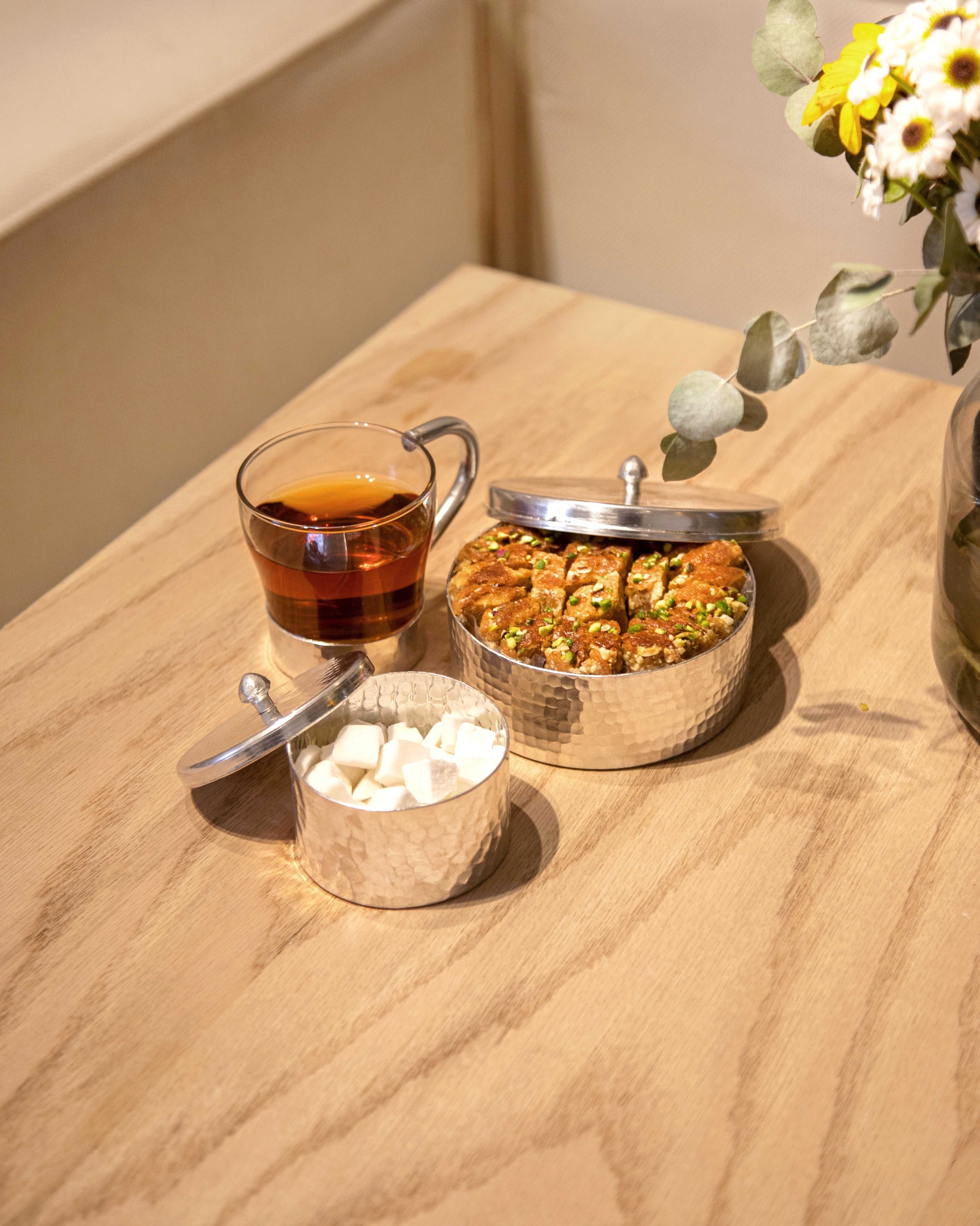 نیم لیوان دسته دار مسی گالش
