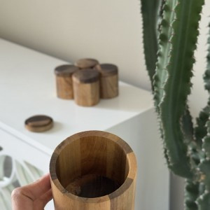 جای ادویه استوانهای