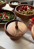 میوهخوری چوبی پایهدار